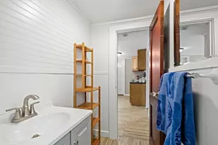14 Vermont St, Salisbury, MA 01952 - Photo 12