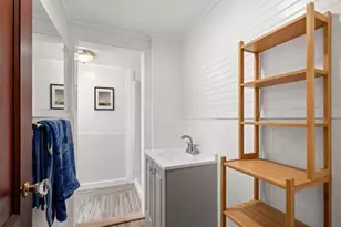 14 Vermont St, Salisbury, MA 01952 - Photo 14