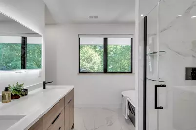 1242 Beacon St #1242, Newton, MA 02468 - Photo 16