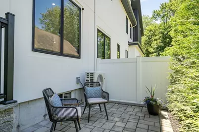 1242 Beacon St #1242, Newton, MA 02468 - Photo 26