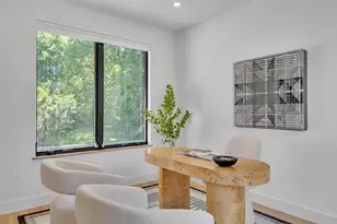 1242 Beacon St, Newton, MA 02468 - Photo 6