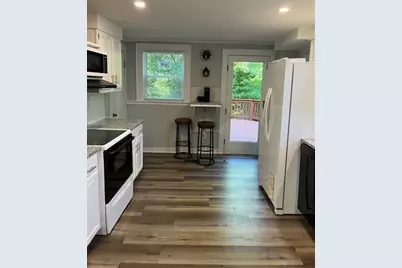 10 Crump St, Hudson, MA 01749 - Photo 6