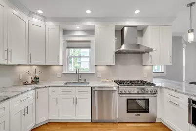 54 Marathon St #1, Arlington, MA 02474 - Photo 8