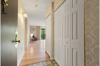 235 Winthrop St. #4405, Medford, MA 02155 - Photo 4