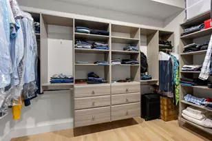 1242 Beacon St, Newton, MA 02468 - Photo 16
