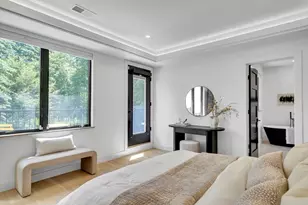 1242 Beacon St, Newton, MA 02468 - Photo 12