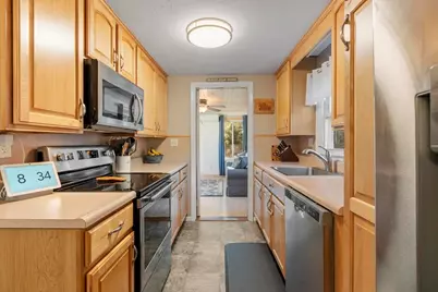 1417 Massachusetts Ave, Lunenburg, MA 01462 - Photo 8