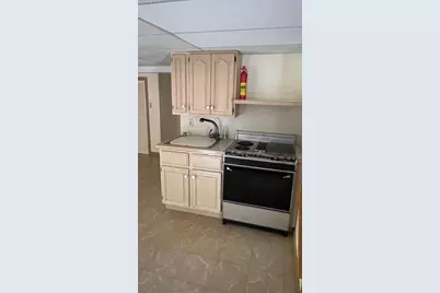 34 Leahey Ave, South Hadley, MA 01075 - Photo 32
