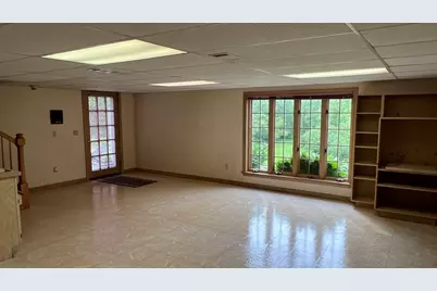 34 Leahey Ave, South Hadley, MA 01075 - Photo 30