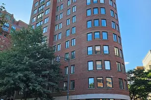 10 Rogers St, Cambridge, MA 02142 - Photo 1