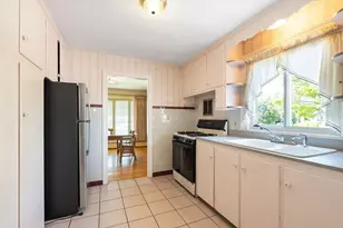 59 Brooklawn St, New Bedford, MA 02745 - Photo 10