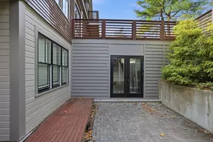 24 Sigourney St, Boston, MA 02130 - Photo 4