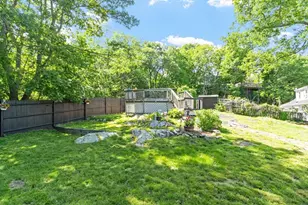 14 Rockwood St, Melrose, MA 02176 - Photo 34