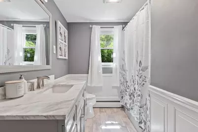 14 Rockwood Street, Melrose, MA 02176 - Photo 14