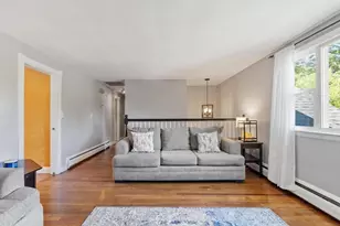 14 Rockwood St, Melrose, MA 02176 - Photo 10