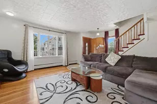 30 Meridian St, Malden, MA 02148 - Photo 4