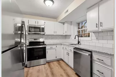 367 Aiken Ave #8, Lowell, MA 01850 - Photo 2