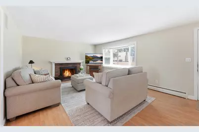 43 Ransom Rd, Framingham, MA 01702 - Photo 6