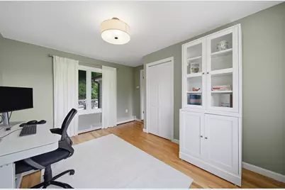 18 Travis Dr, Newton, MA 02467 - Photo 8