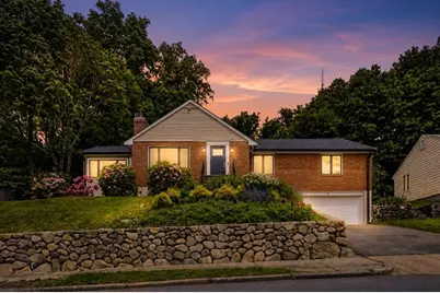 18 Travis Dr, Newton, MA 02467 - Photo 1