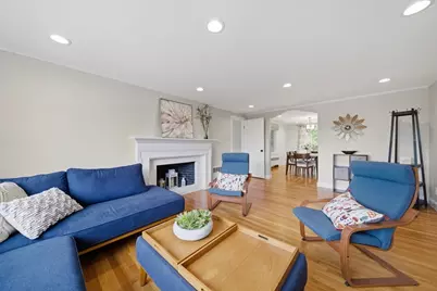 18 Travis Dr, Newton, MA 02467 - Photo 6