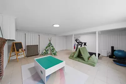 18 Travis Dr, Newton, MA 02467 - Photo 20