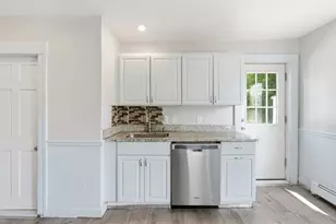 68 Brooks St, Worcester, MA 01606 - Photo 6