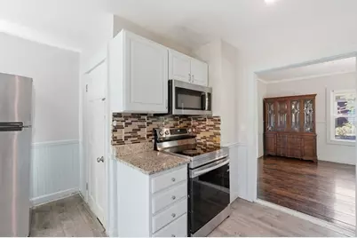 68 Brooks St, Worcester, MA 01606 - Photo 4