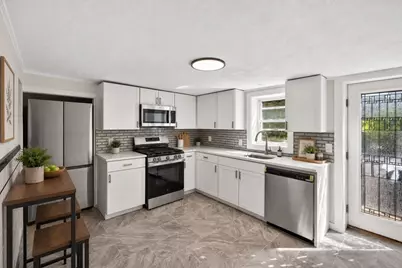 31 Everett St, Boston, MA 02128 - Photo 8