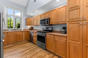 15 Reservoir St, Mansfield, MA 02048 - Photo 6