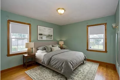 115 Bonneville Ave, Chicopee, MA 01013 - Photo 8