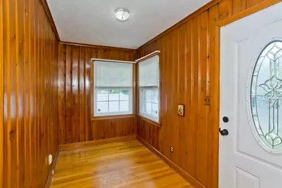115 Bonneville Ave, Chicopee, MA 01013 - Photo 18