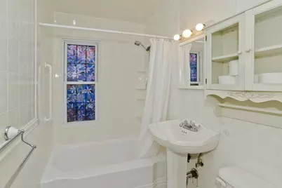 115 Bonneville Ave, Chicopee, MA 01013 - Photo 14