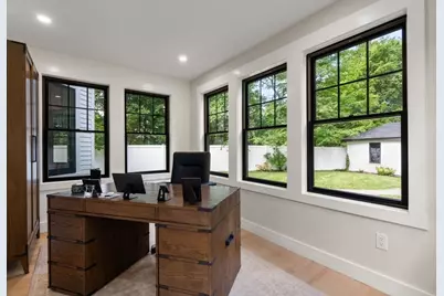 283 Walnut Street, Wellesley, MA 02481 - Photo 18