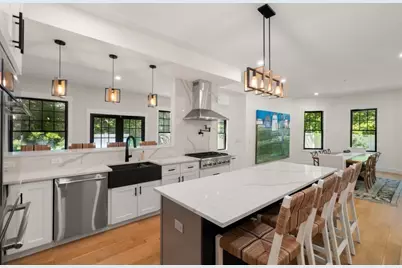 283 Walnut Street, Wellesley, MA 02481 - Photo 10