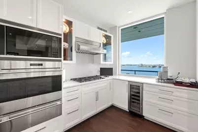22 Liberty Dr #11C, Boston, MA 02210 - Photo 16