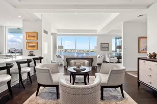 22 Liberty Dr, Boston, MA 02210 - Photo 4