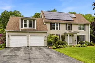 11 Balmoral Dr, Methuen, MA 01844 - Photo 2