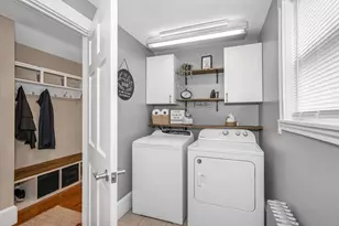 77 Hawthorn St, Lowell, MA 01851 - Photo 12