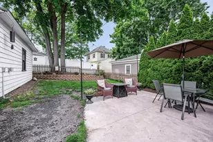 77 Hawthorn St, Lowell, MA 01851 - Photo 22