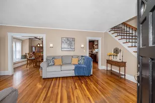 77 Hawthorn St, Lowell, MA 01851 - Photo 4
