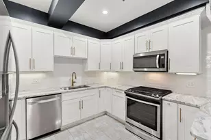 143 Burrill St, Swampscott, MA 01907 - Photo 4
