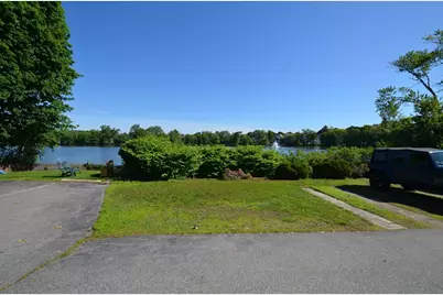 33 W Emerson St #1, Melrose, MA 02176 - Photo 6