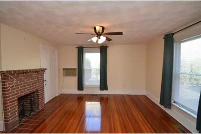 33 W Emerson St #1, Melrose, MA 02176 - Photo 18