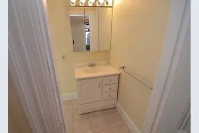 33 W Emerson St #1, Melrose, MA 02176 - Photo 14