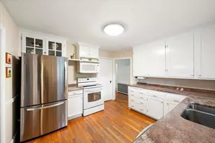 89 Melrose Ave, Needham, MA 02492 - Photo 8