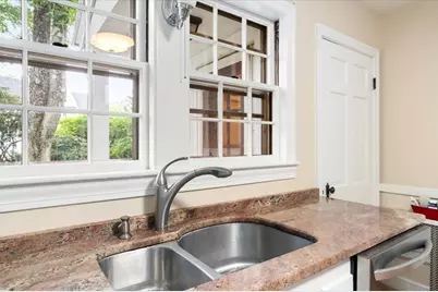 89 Melrose Ave, Needham, MA 02492 - Photo 10
