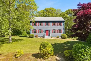 30 Sea Breeze Dr, Bourne, MA 02532 - Photo 2