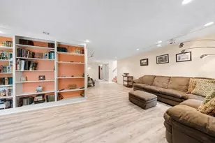 27 Randy Rd, Framingham, MA 01701 - Photo 6