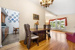 27 Randy Rd, Framingham, MA 01701 - Photo 10